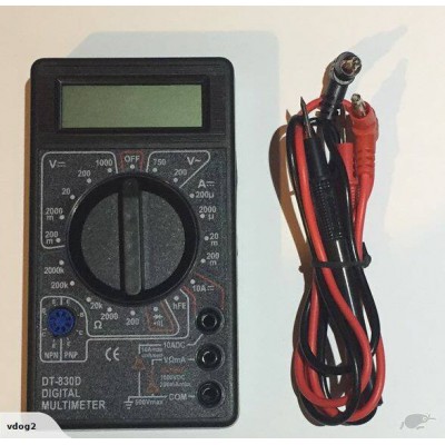 Digital Multimeter with *3.5" LCD* / AC / DC / Amps / Ohms